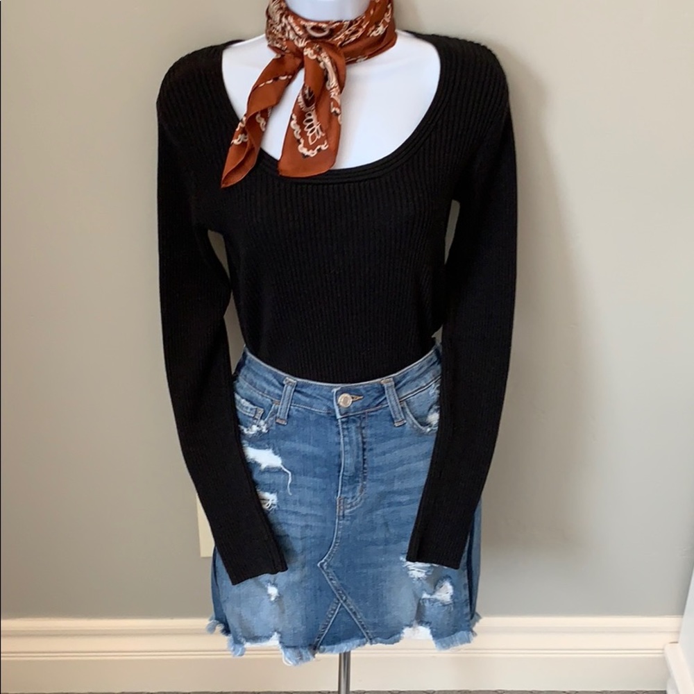 Black Ribbed Long Sleeve Shirt